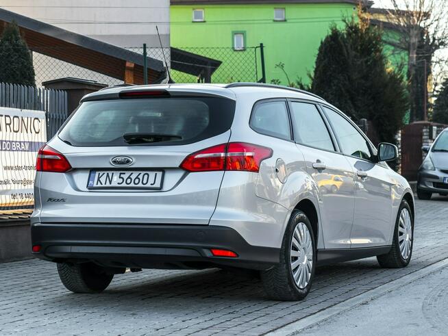 Ford Focus 1.5_Diesel_120 KM_118 tyś. km_LIFT