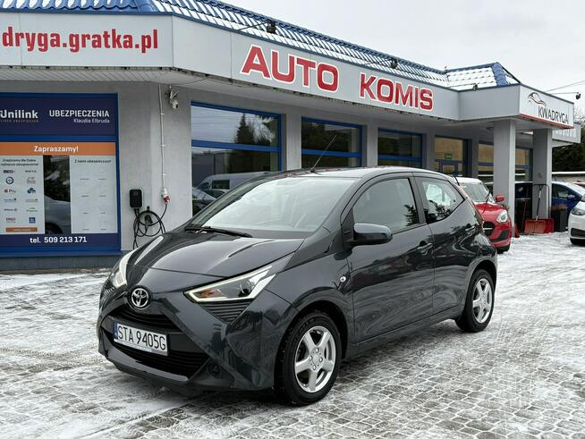 Toyota Aygo LED, Kamera, Apple CarPlay,Tempomat,Gwarancja