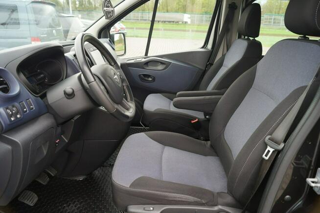Opel Vivaro Brygadówka 1,6 125 km Navi Hak grz. fotele klimatronic doinwestowany