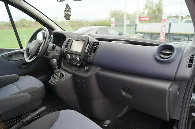 Opel Vivaro Brygadówka 1,6 125 km Navi Hak grz. fotele klimatronic doinwestowany