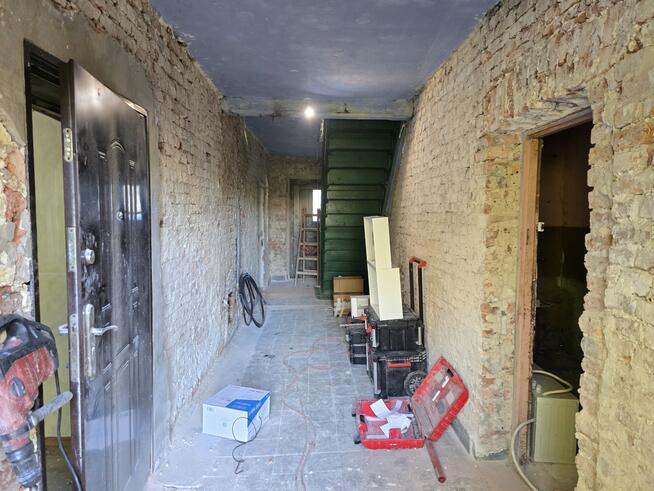 bezpośrednio | kamienica | Katowice | nowy dach