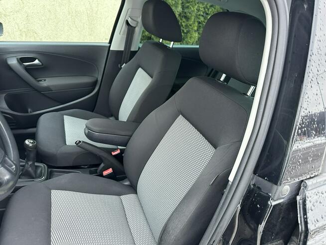 Volkswagen Polo CLIMAtic , podgrzewane fotele, tempomat ,isofix, czujnik deszczu