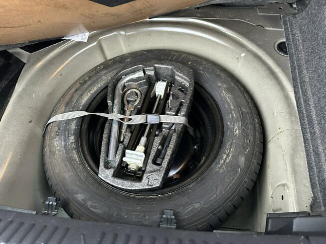 Volkswagen Polo CLIMAtic , podgrzewane fotele, tempomat ,isofix, czujnik deszczu