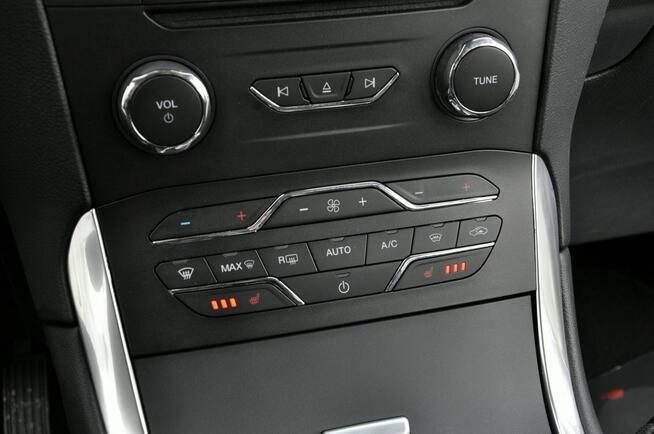 Ford S-Max 2,0EcoBlue 150KM Titanium/Navi/Ledy/Automat/ParkAssist/PDC/Ambiente