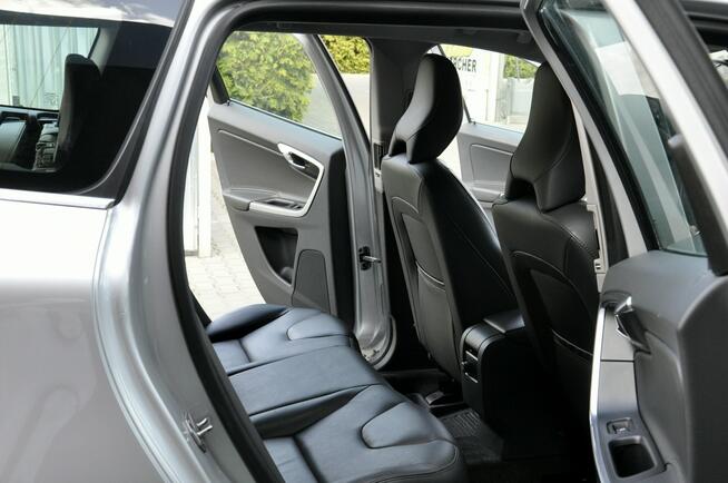 Volvo XC 60 2,0D4 190KM Momentum/Navi/Skóra/Alufelgi/Led/Xenon/Serwis/