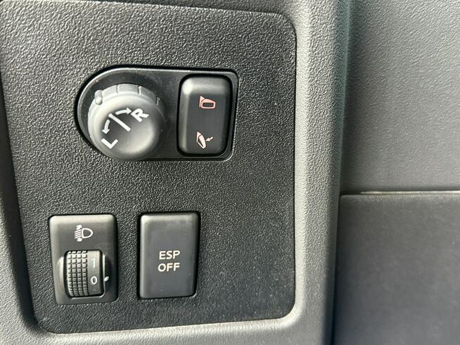 Nissan Qashqai 1,6i 115KM TEKNA/Alufelgi/Serwis/Parktronic/Pod.Fotele/Climatronic