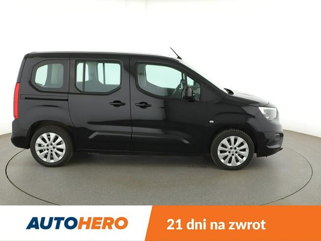 Opel Combo Life automat navi kamera i czujniki parkowania klima auto hak