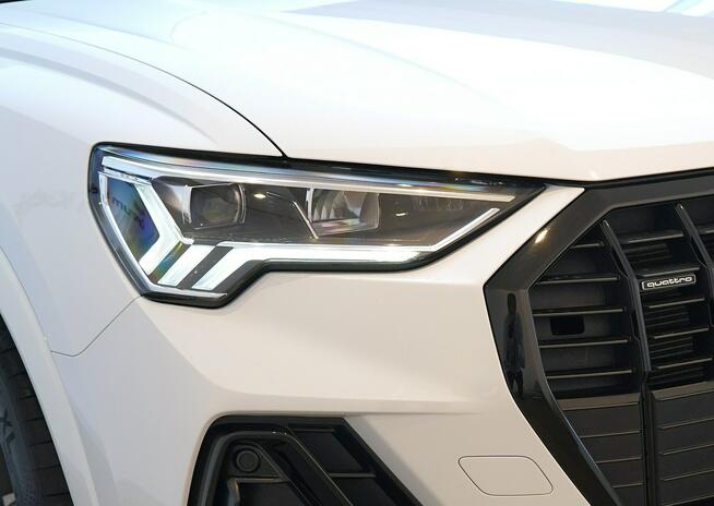 Audi Q3 40TFSI Quattro 190KM Sline Virtual Kamera TempomatACC Led Nav Black