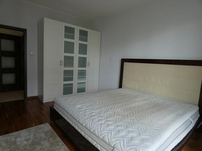 Duże 2 pokoje z miejscem postojowym- Rydygiera 15