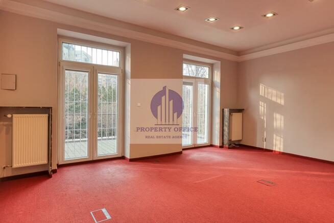 Dom Warszawa Praga-Południe, Saska Kępa, Obrońców