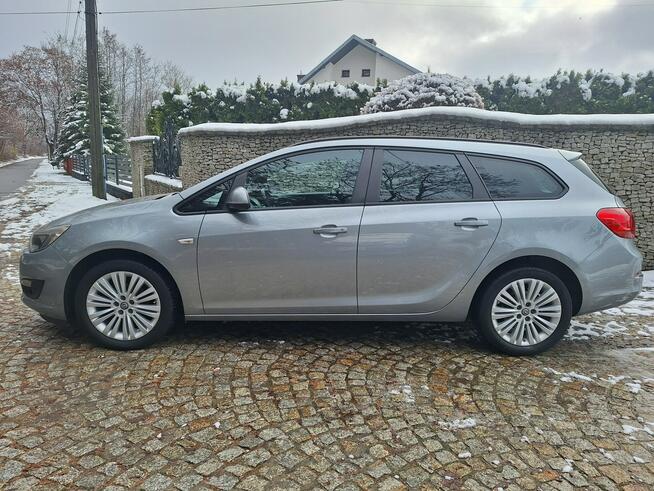 Opel Astra Sport Tourer- 1.4 Turbo Edition