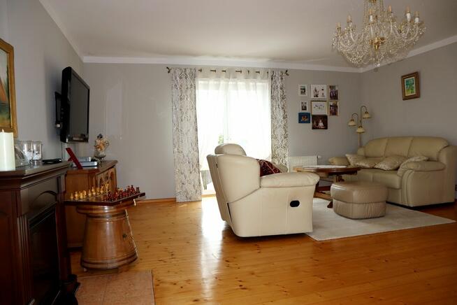 DUŻY DOM Z GARAŻEM I WIATĄ! OKAZJA! NOWA ATRAKCYJNA CENA! 85