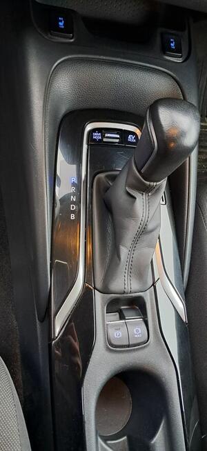 Sprzedam Toyote Corolle hybryda