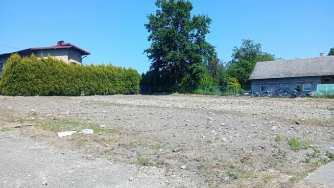 Działka budowlana 13,33 ara w atrakcyjnej lokalizacji