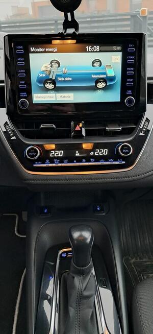 Sprzedam Toyote Corolle hybryda