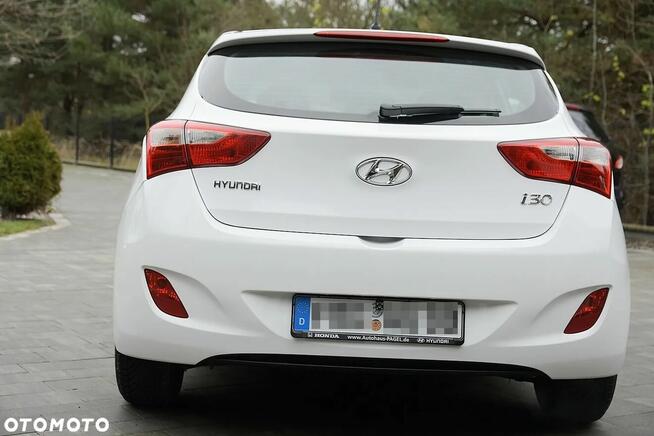 HYUNDAI i30 LIFT 1.4 Benzyna 100KM DOHC * Z Niemiec * NAVI *