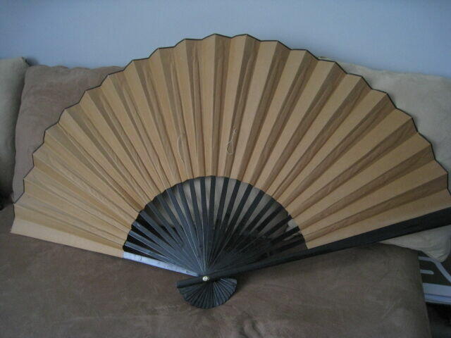Duży wachlarz ścienny