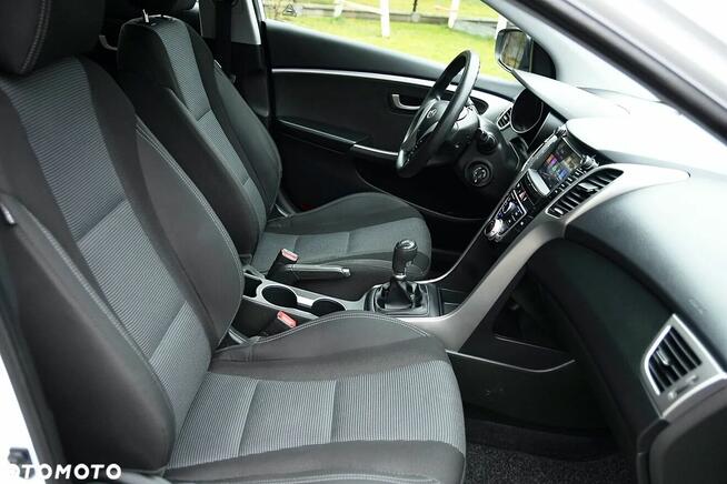 HYUNDAI i30 LIFT 1.4 Benzyna 100KM DOHC * Z Niemiec * NAVI *