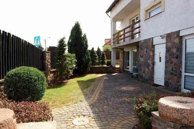 DUŻY DOM Z GARAŻEM I WIATĄ! OKAZJA! NOWA ATRAKCYJNA CENA! 85