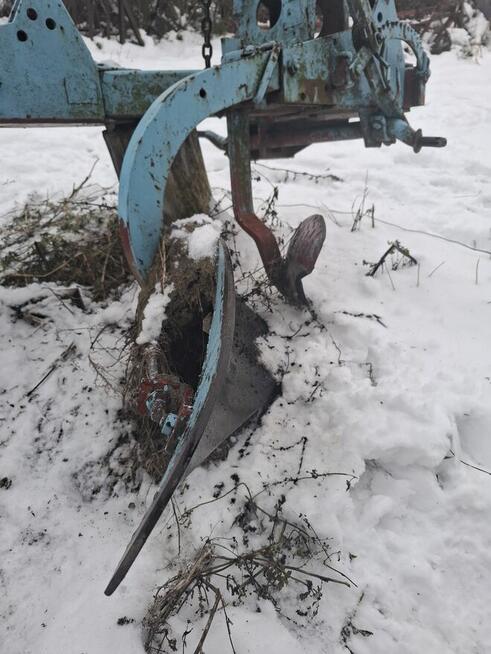 Sprzedam plug cztero-skibowy +