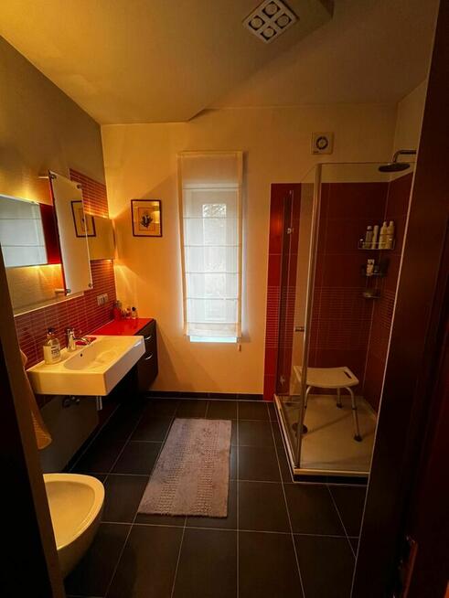 2 pokoje na biuro, księgowość, gabinet, terapia 35m2.