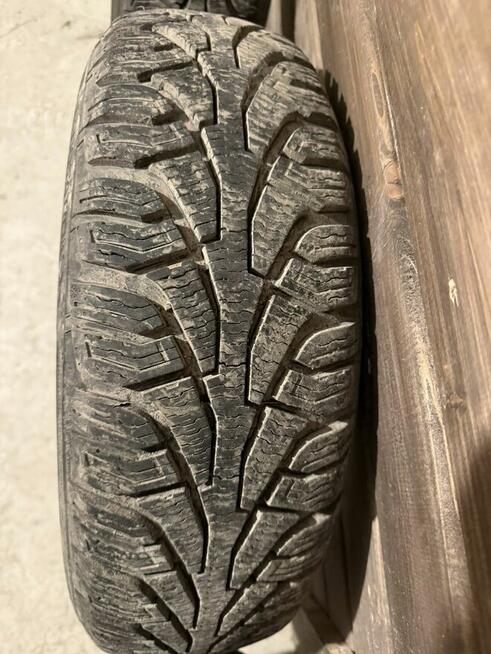 ** Opony Zimowe 175/65/R15 ** DĘBICA /UNIROYAL **