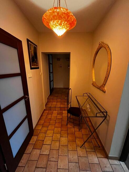 2 pokoje na biuro, księgowość, gabinet, terapia 35m2.