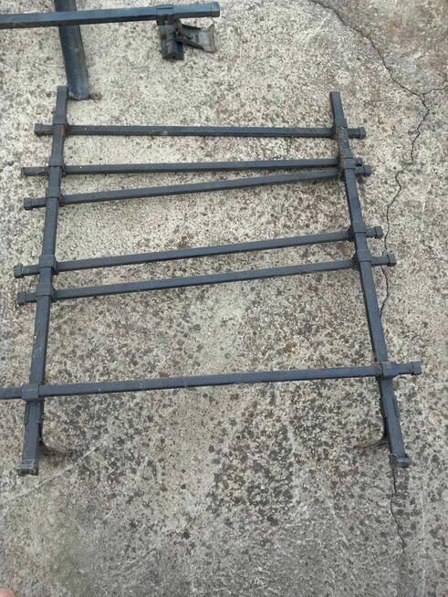 Sprzedam dwa bagażniki samochodowe z czasów PRL