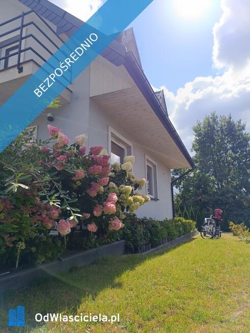 Dom wolnostojący 3 km od granicy Wrocławia, 10-15minut od centrum, działka 1000 m2, 2 garaże, fotowo