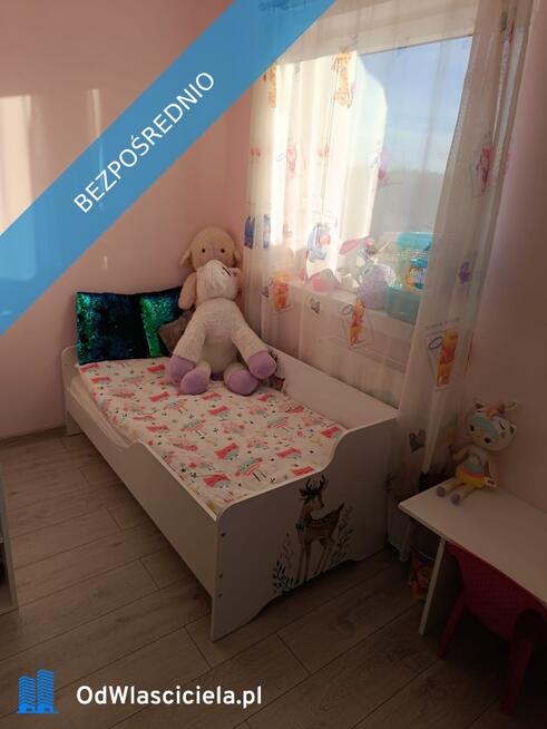 Dom wolnostojący 3 km od granicy Wrocławia, 10-15minut od centrum, działka 1000 m2, 2 garaże, fotowo