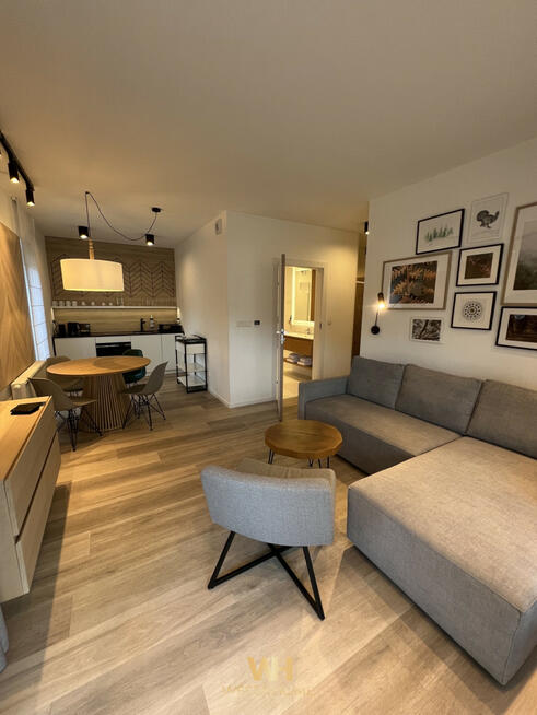 Mieszkanie Wisła, Czarne