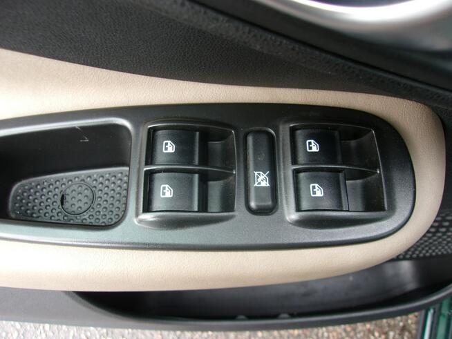 Fiat 500L L 1.4 Turbo Lounge, Klimatronic 2-stref, 2 kpl. kół, Kamera, PDC