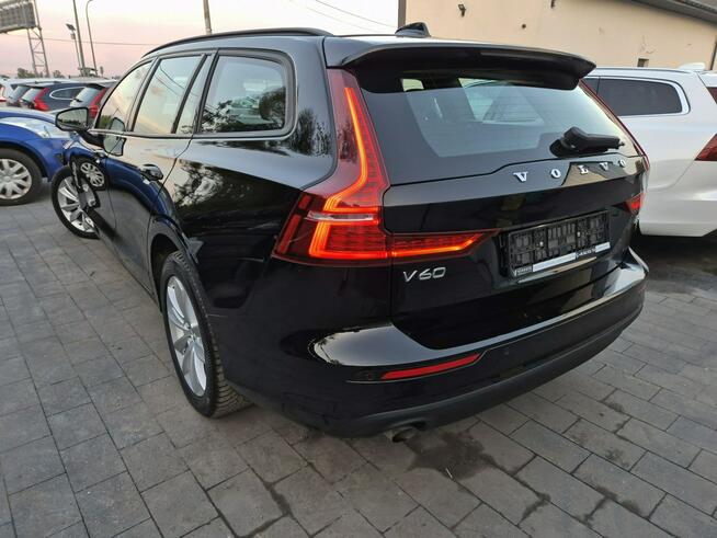 V60 Momentum 2.0 Hybrid 197km ASYSTENT full led NAVI kamera 2022 FV23%