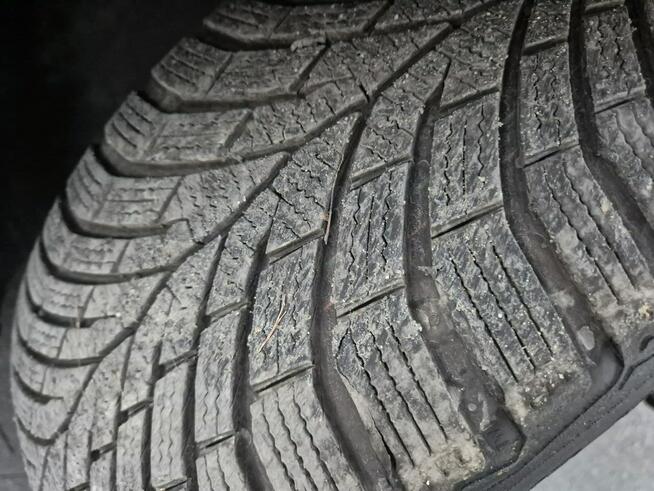 V60 Momentum 2.0 Hybrid 197km ASYSTENT full led NAVI kamera 2022 FV23%