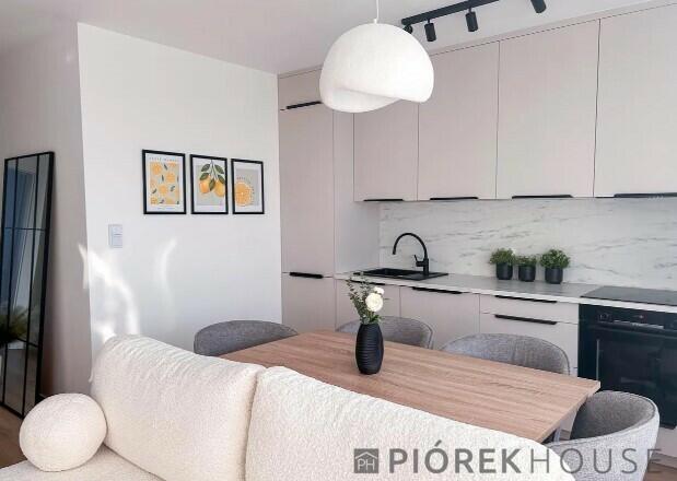 4-pokojowe mieszkanie na Pradze-Południe