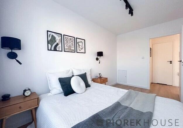 4-pokojowe mieszkanie na Pradze-Południe