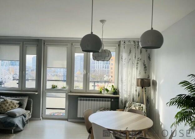 3-pokojowe mieszkanie na Pradze-Południe