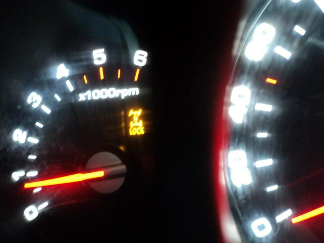 sprzedam ładnego KIA SPORTAGE z 2012r 2.0CRDI 184KM 4AWD