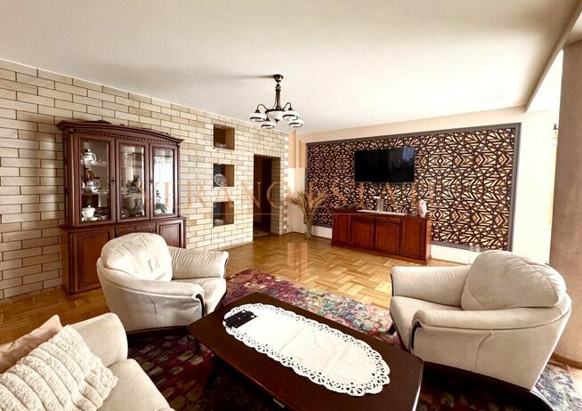 Wyjątkowy dom 230 m² z pięknym ogrodem w Radomiu!