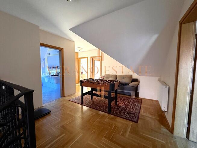 Wyjątkowy dom 230 m² z pięknym ogrodem w Radomiu!