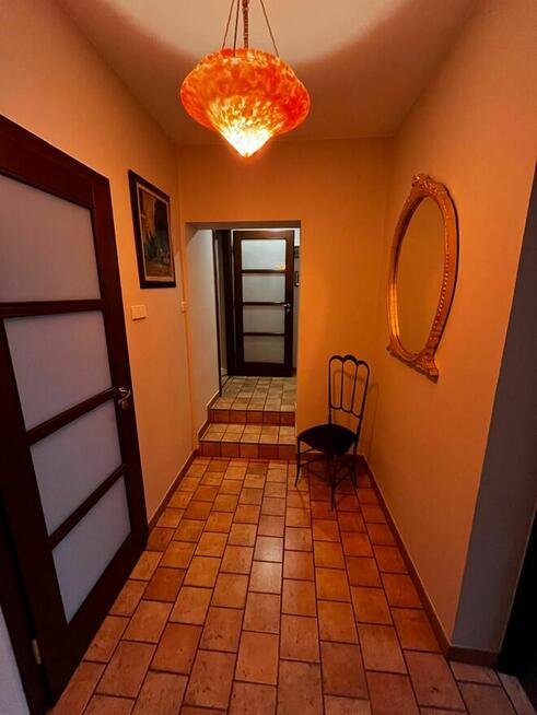 2 pokoje na biuro, księgowość, gabinet, terapia 35m2.