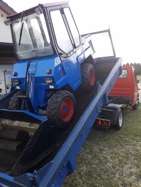 Motoryzacja dostawcze wywrotka