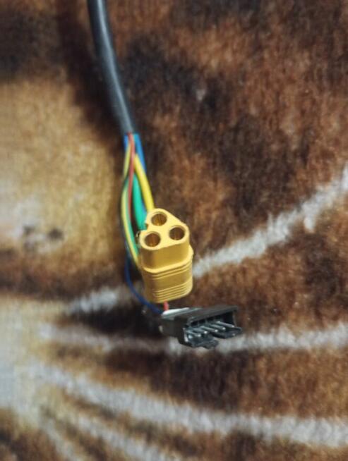 Dwa silniki od kukirina G2 master