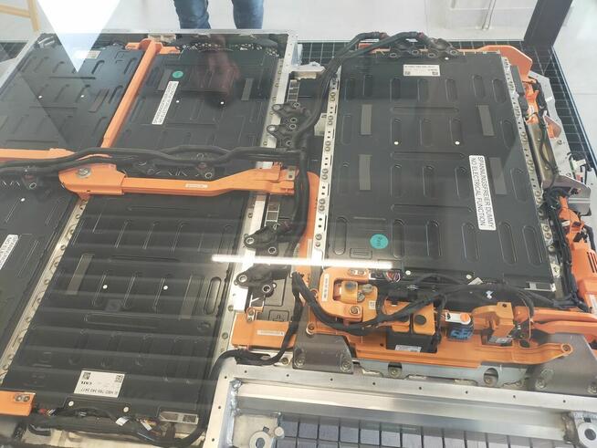 Narzędzia do regeneracji Baterii trakcyjnych w pojazdach EV