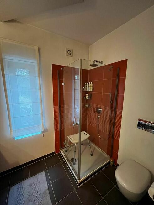 2 pokoje na biuro, księgowość, gabinet, terapia 35m2.