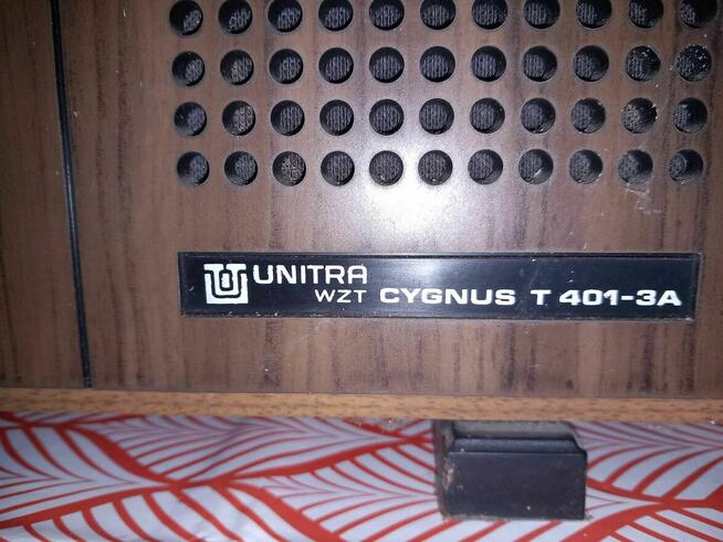 Sprzedam zabytkowy telewizor Unitra