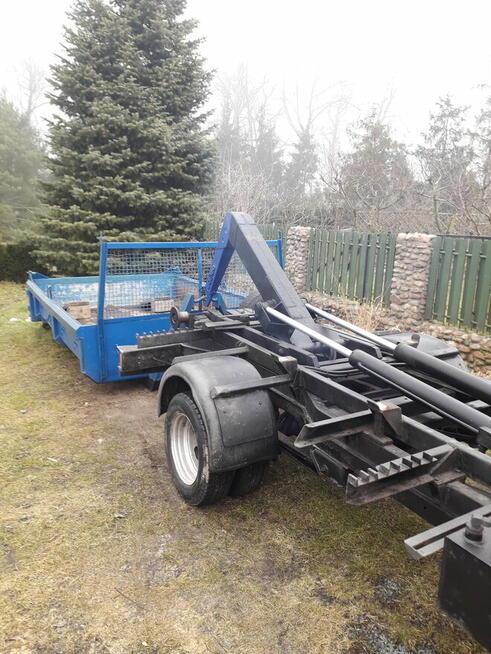 Motoryzacja dostawcze wywrotka