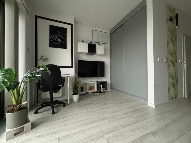 Kawalerka z miejscem parkingowym w garażu podziemnym