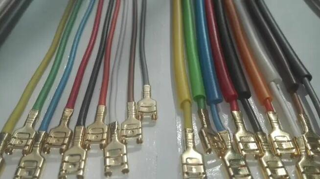 Instalacja dodatkowego oświetlenia hedera kombajnu