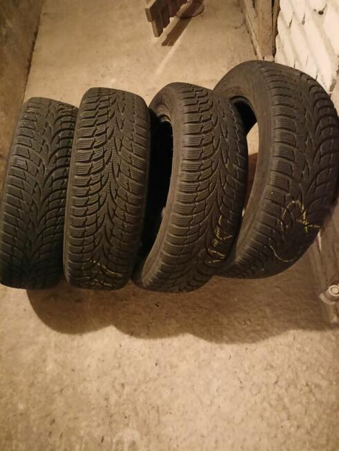 Opony Nokian zimowe sprzedam